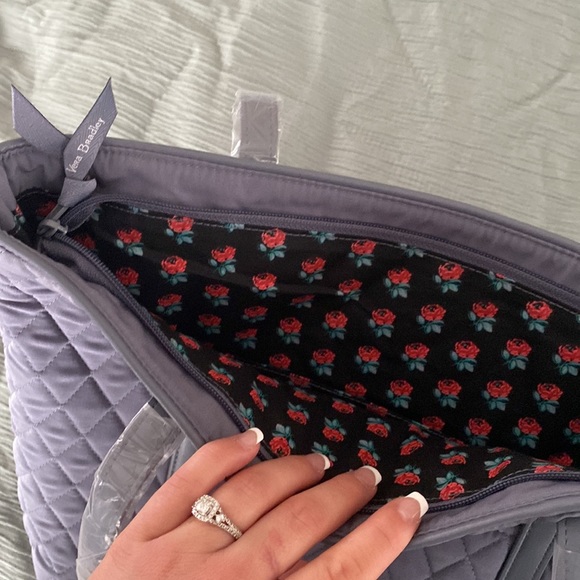 Purse - Picture 2 of 3